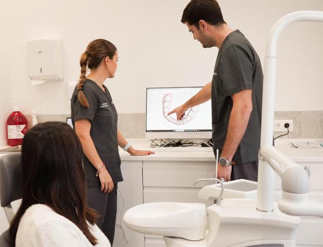 CLINICA MOYANO CARO